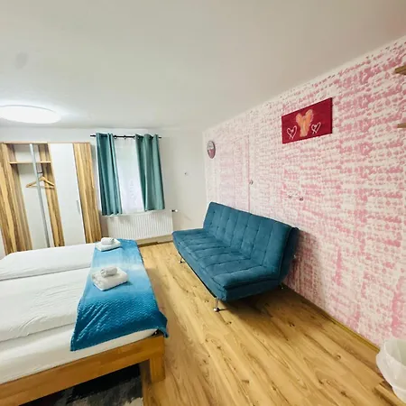 House In Nature With Free Parking * Guggenthal